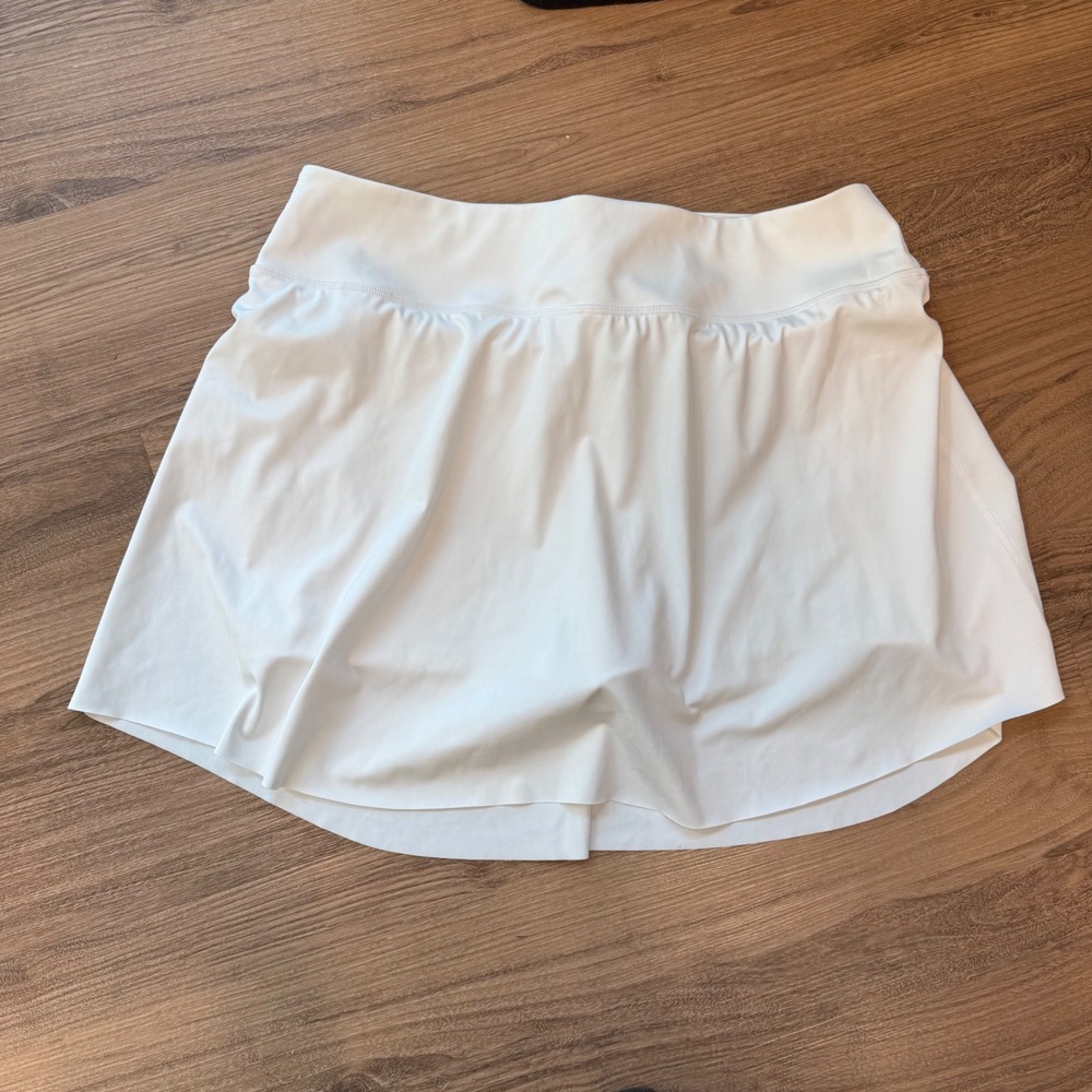 Athleta Ace Advantage 15 1/2 Skort White Tennis Golf Athletic Skirt Womens L - Picture 1 of 10